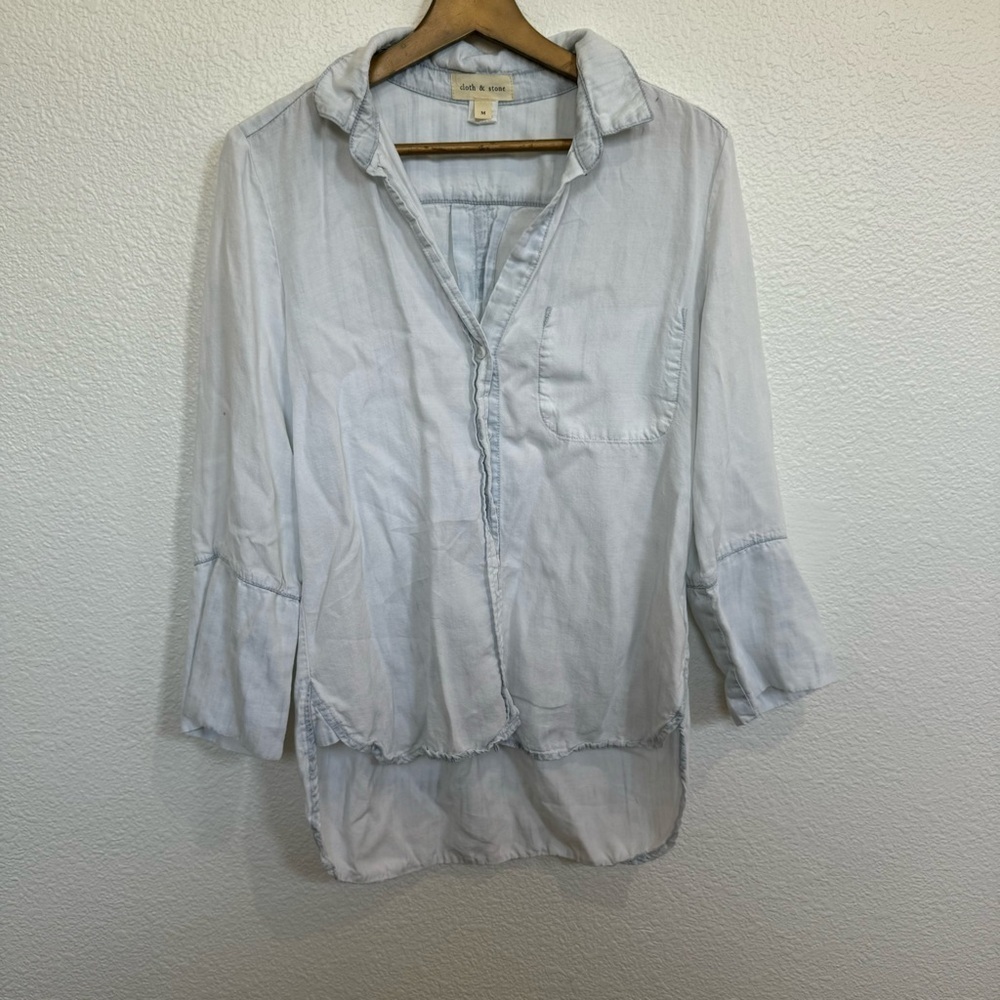 Cloth & Stone- Light Blue Hi-low 3/4 Sleeve Button Down M